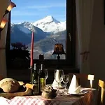 Hotel Tivet 3*