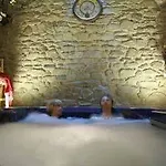 Otel Tivet 3*