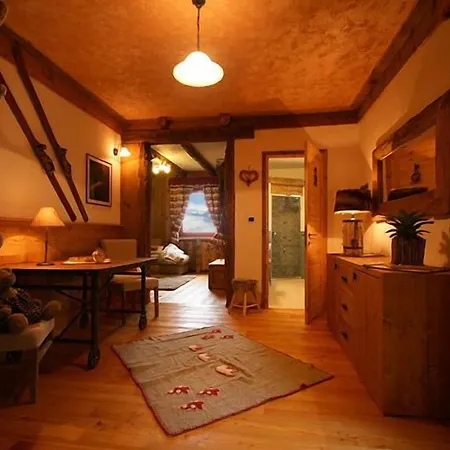 호텔 Tivet